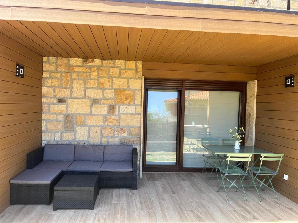 Veranda preview for the Las Casitas interactive tour example
